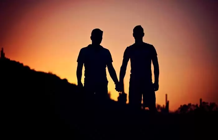Gay là gì? Dấu hiệu để nhận biết đó là gay
